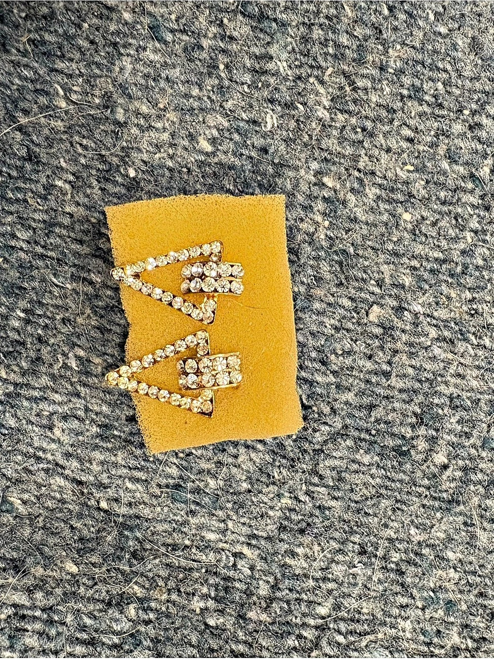 Gold-Tone Rhinestone Bracelet Like New